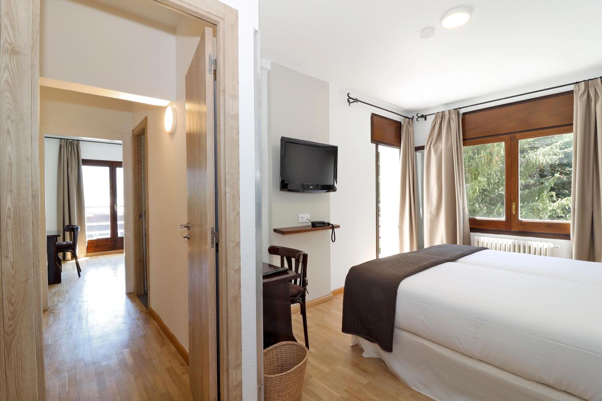 Hotel Blu Aran เบียญา ภายนอก รูปภาพ