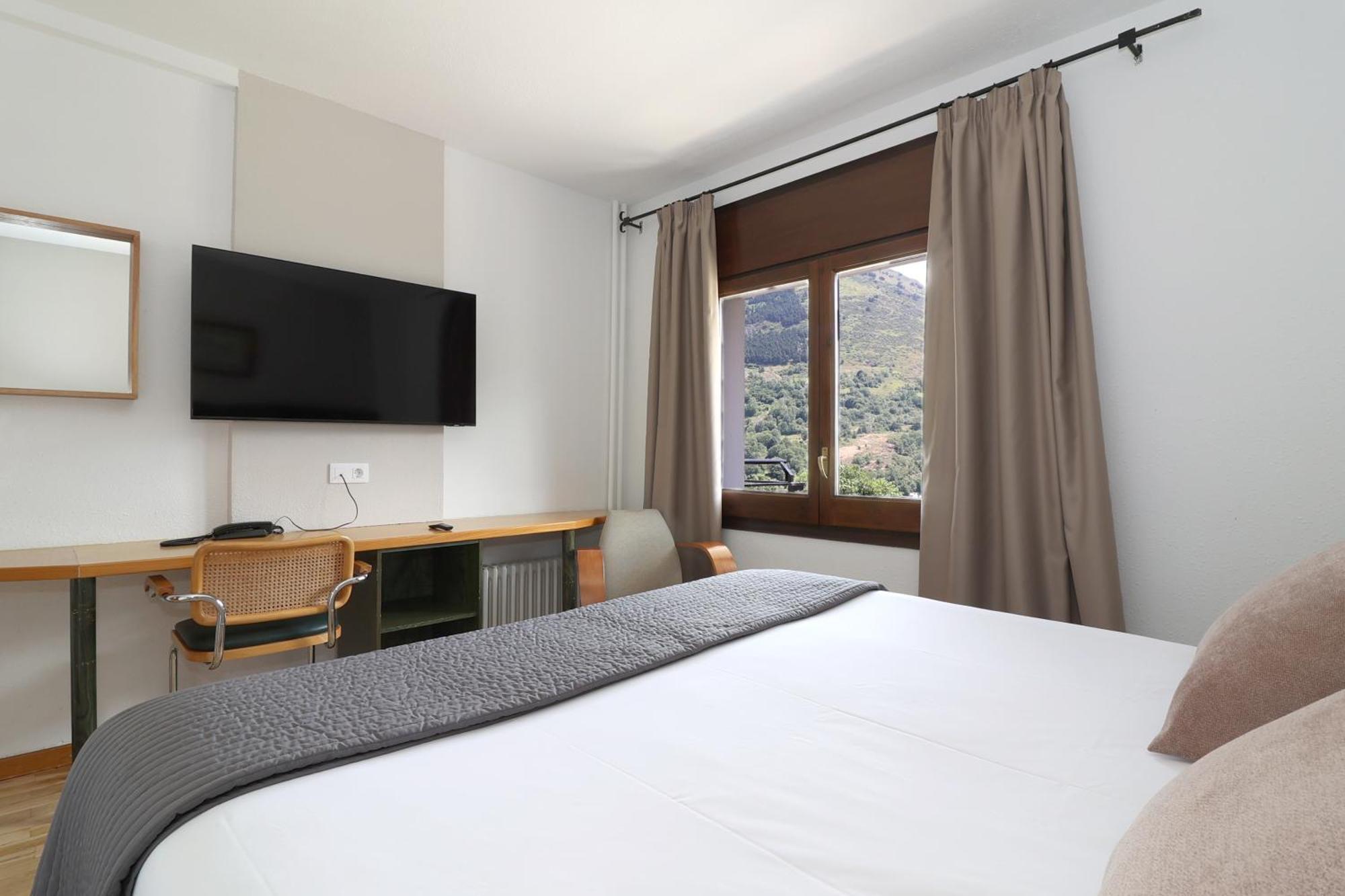 Hotel Blu Aran เบียญา ภายนอก รูปภาพ