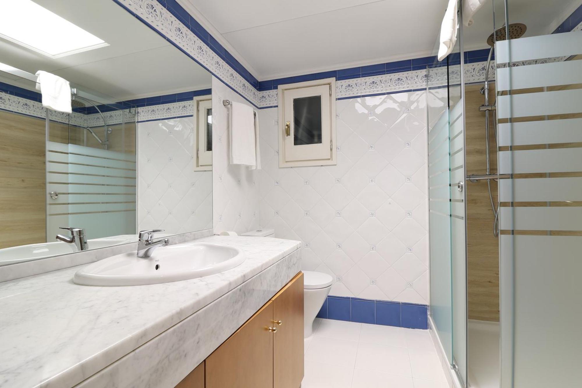 Hotel Blu Aran เบียญา ภายนอก รูปภาพ